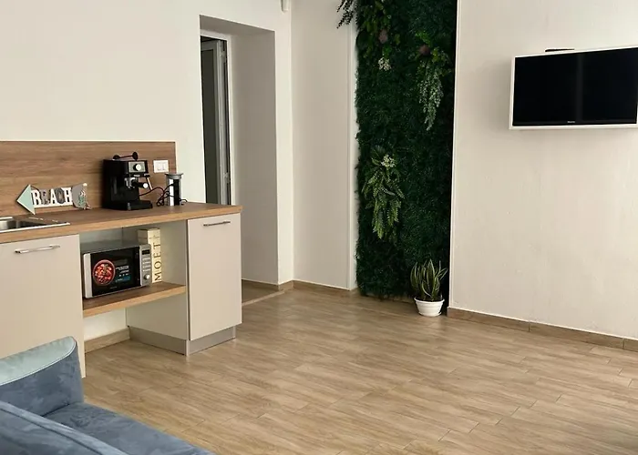 Aramarina לינה וארוחת בוקר מרינה די סקבוניאה